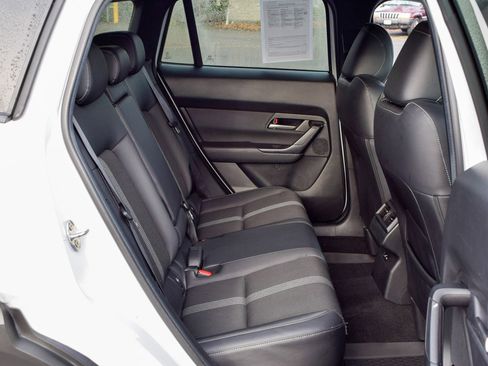 Used 2024 MAZDA CX-50 AWD 2.5 S w/ Preferred Package image 12