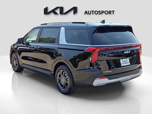 New 2026 Kia Carnival EX image 10
