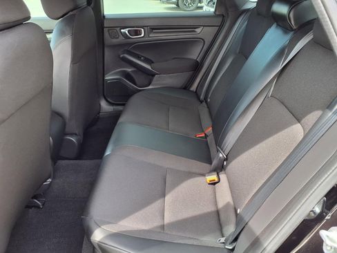 Used 2023 Honda Civic Sport image 9