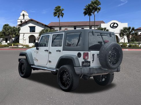 Used 2015 Jeep Wrangler Unlimited Sport w/ Quick Order Package 24S AWD/4WD image 4