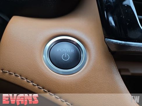 New 2026 Toyota Highlander Platinum image 7