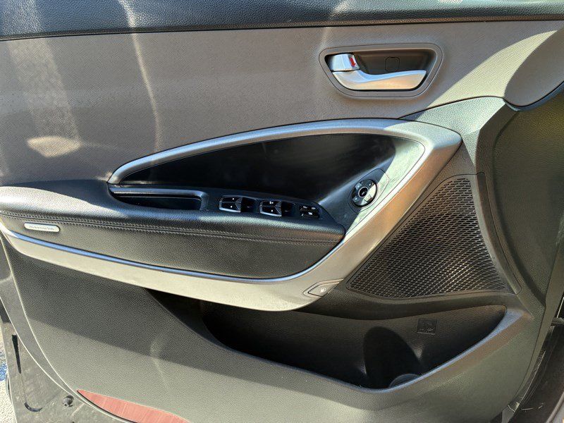 Used 2013 Hyundai Santa Fe Sport AWD/4WD image 14