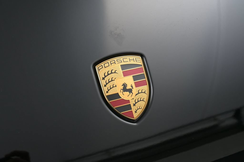 Certified 2026 Porsche Macan AWD/4WD image 13