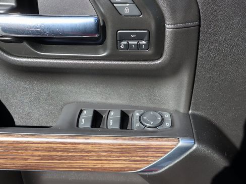 Used 2021 Chevrolet Silverado 1500 High Country w/ Technology Package image 25