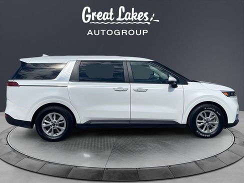 Used 2024 Kia Carnival LX image 6