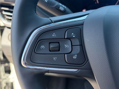 Used 2025 Buick Envista Sport Touring FWD image 23