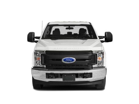 Used 2018 Ford F250 XL w/ STX Appearance Package AWD/4WD image 4