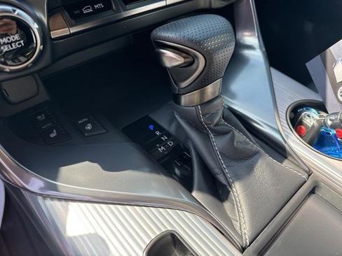 Used 2024 Lexus LX 600 F Sport image 16