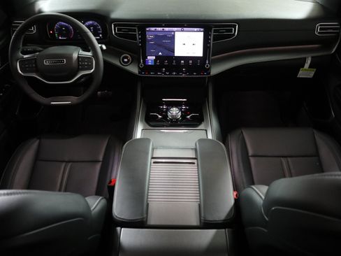 New 2025 Jeep Wagoneer L Series III w/ Quick Order Package 25C Super image 16