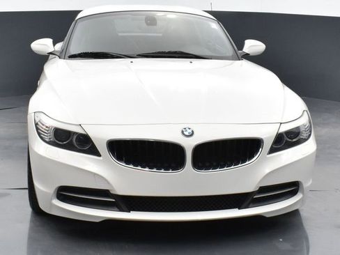 Used 2011 BMW Z4 sDrive30i image 3