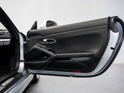 Used 2014 Porsche Boxster S RWD image 21
