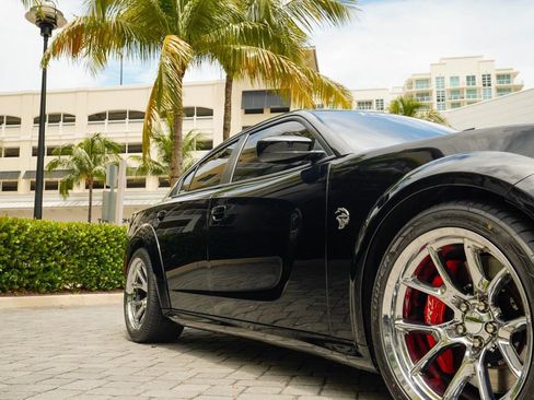 Used 2022 Dodge Charger SRT Hellcat image 10