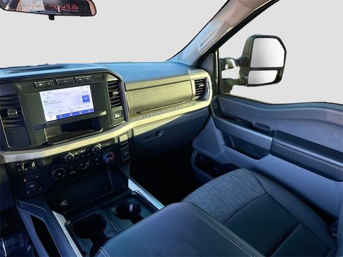 Used 2024 Ford F250 XLT w/ 360-Degree Camera Package image 21