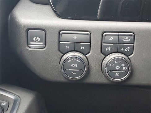 Certified 2025 Chevrolet Silverado 2500 LT w/ Trail Boss Package image 21