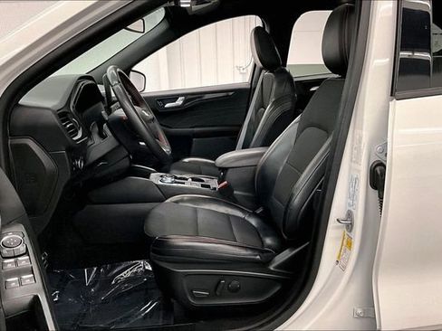 Used 2023 Ford Escape ST-Line Elite image 22