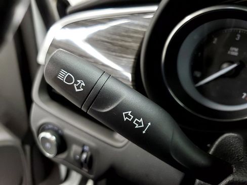 Used 2018 Buick Envision Essence image 32