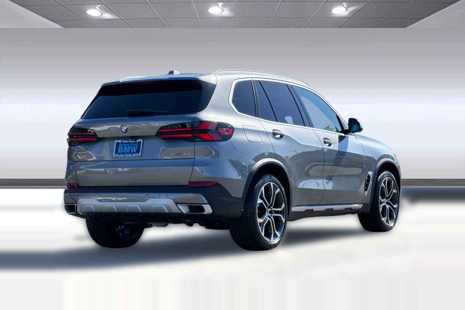 Used 2026 BMW X5 xDrive40i AWD/4WD image 8