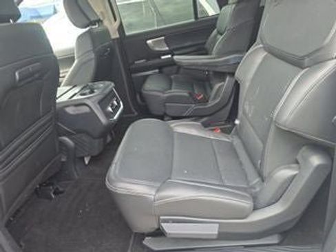 Used 2025 Ford Expedition Max Platinum AWD/4WD image 18