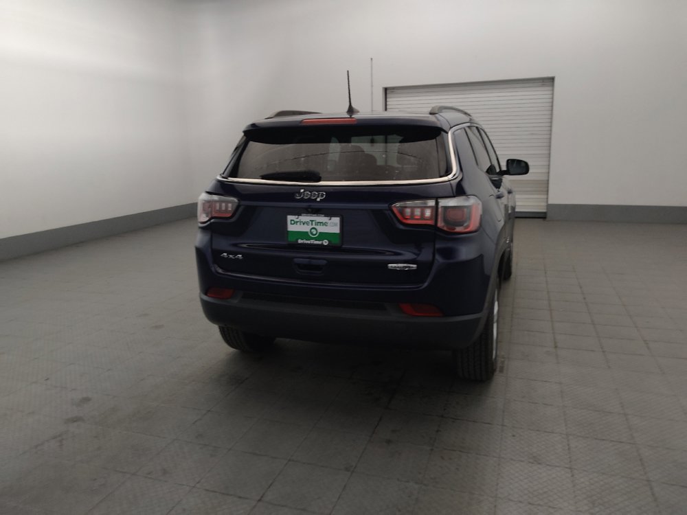 Used 2019 Jeep Compass Latitude w/ Cold Weather Group AWD/4WD image 7