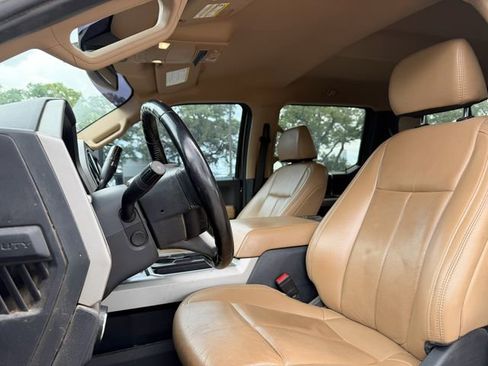 Used 2022 Ford F350 Lariat w/ Lariat Ultimate Package AWD/4WD image 7