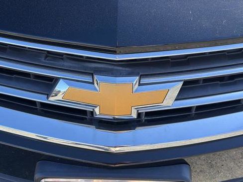 Used 2019 Chevrolet Impala LT image 9