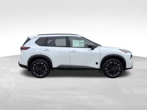 New 2026 Nissan Rogue SV image 9
