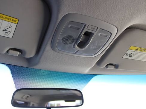 Used 2010 Kia Soul + w/ Audio Pkg FWD image 11