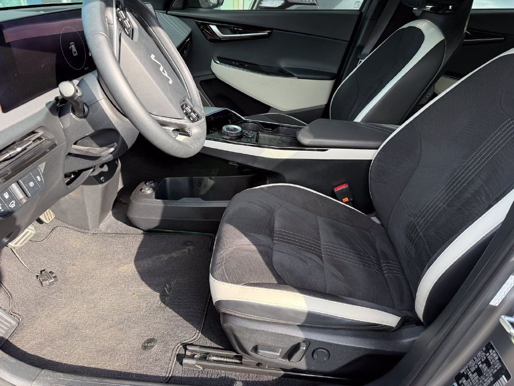 Used 2024 Kia EV6 GT-Line RWD image 3