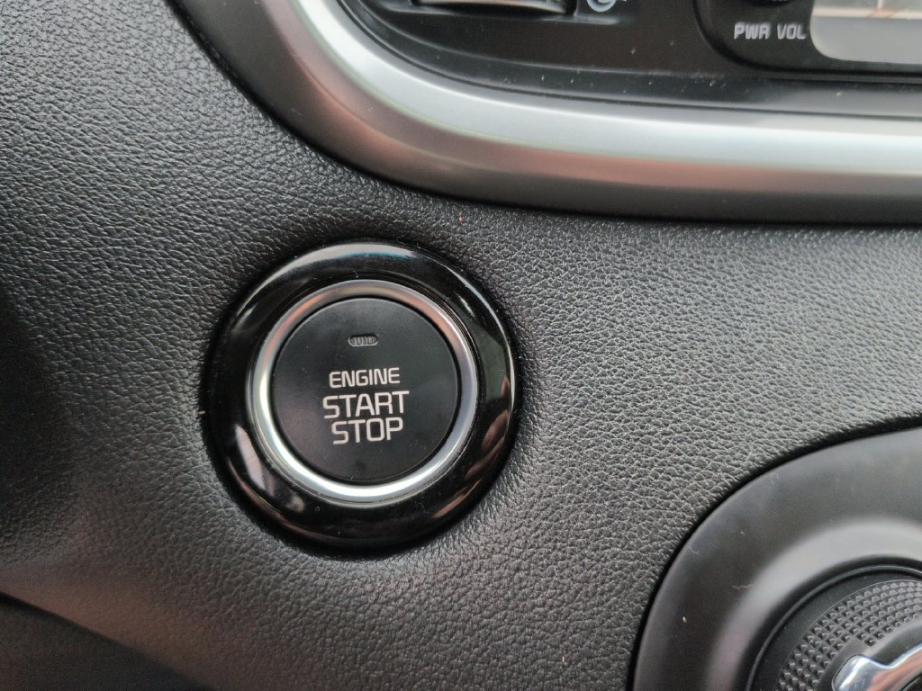 Used 2020 Kia Sorento SX FWD image 18
