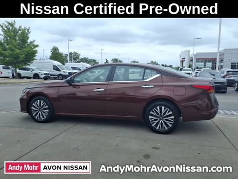 Certified 2025 Nissan Altima 2.5 SV AWD/4WD image 5