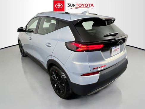 Used 2023 Chevrolet Bolt EUV LT w/ Convenience Package image 6