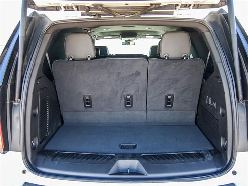 Used 2024 Chevrolet Tahoe LT w/ Luxury Package image 13