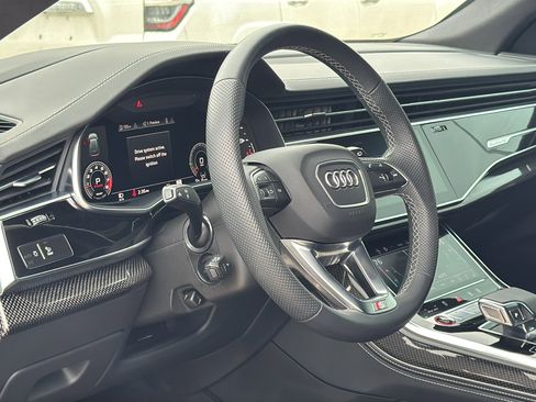 Used 2023 Audi SQ8 Prestige image 10