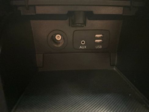 Used 2017 Subaru Legacy 2.5i Premium image 15