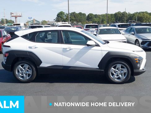 Used 2026 Hyundai Kona SE image 5