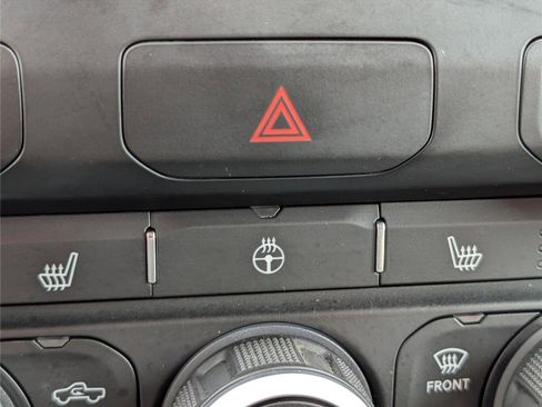 Used 2022 RAM 1500 Big Horn image 25