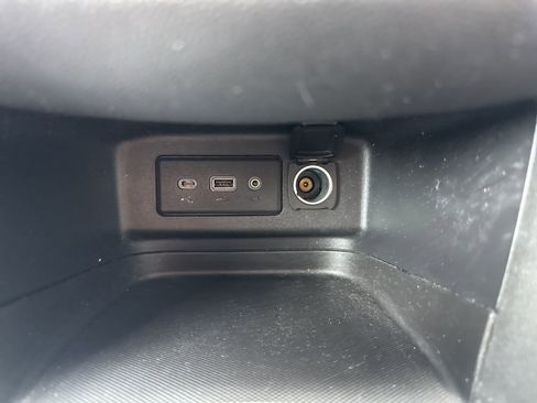 Used 2021 Chevrolet Equinox LT image 26