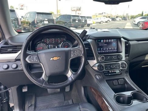 Used 2018 Chevrolet Suburban LT AWD/4WD image 14
