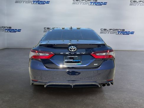 Used 2021 Toyota Camry SE FWD image 6