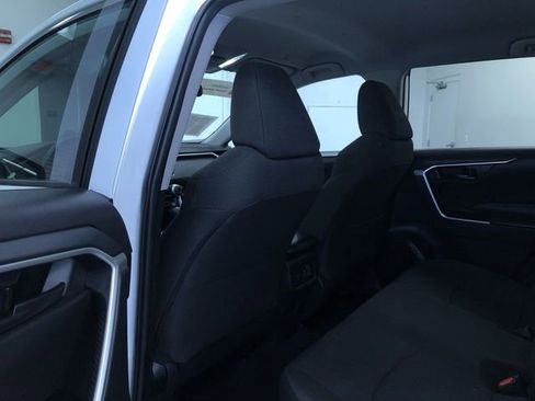 Certified 2025 Toyota RAV4 LE image 19