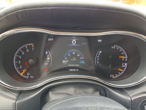 Used 2014 Jeep Grand Cherokee Summit image 30