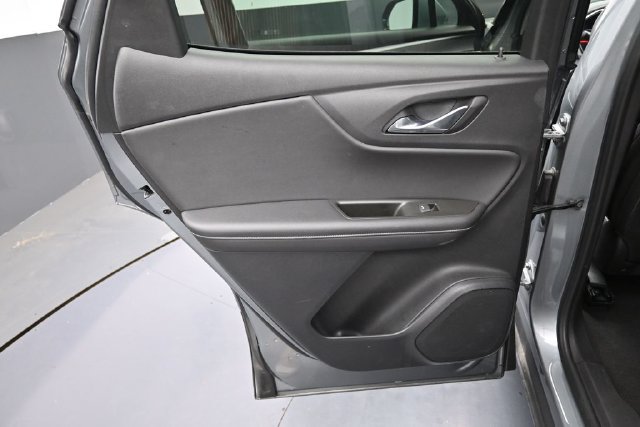 Used 2025 Chevrolet Blazer LT AWD/4WD image 23