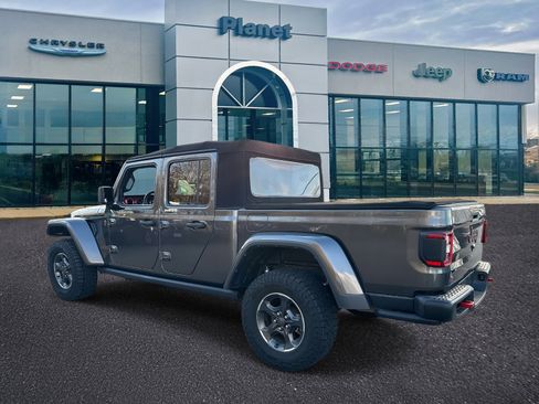 Used 2022 Jeep Gladiator Rubicon w/ LED Lighting Group image 3