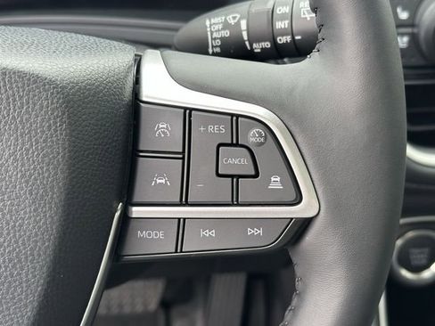 New 2026 Toyota Grand Highlander FWD image 13