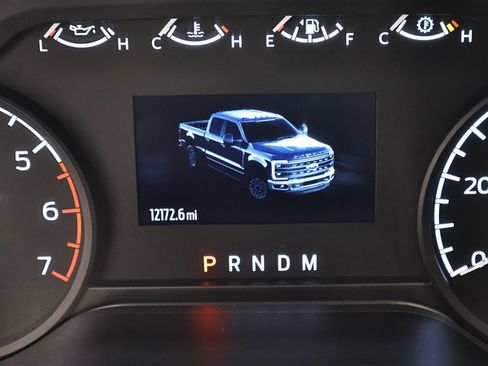 Certified 2024 Ford F250 XLT w/ FX4 Off-Road Package image 18