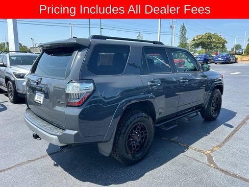 Used 2024 Toyota 4Runner TRD Off-Road Premium w/ Moonroof Package AWD/4WD image 21