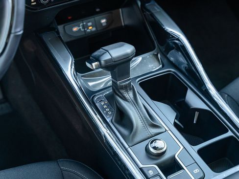 New 2026 Kia Sorento LX FWD image 21