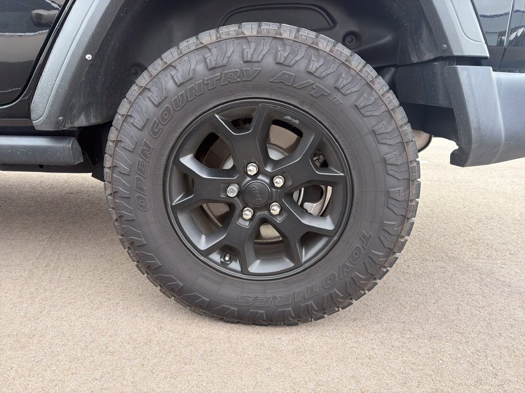 Used 2021 Jeep Wrangler Unlimited Sport AWD/4WD image 4