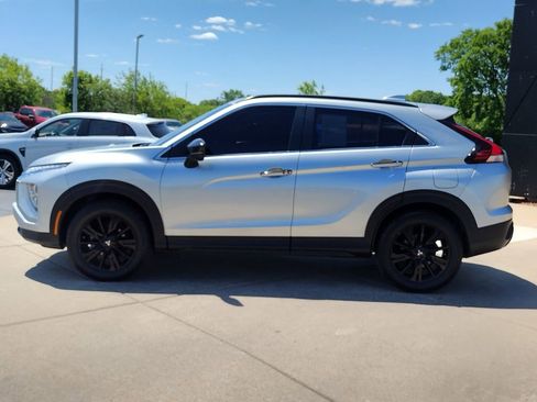 Used 2024 Mitsubishi Eclipse Cross AWD image 8