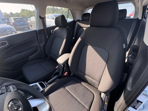New 2026 Hyundai Venue SE FWD image 23